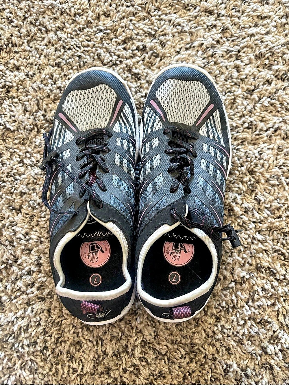 Body glove womens hiking/water shoes